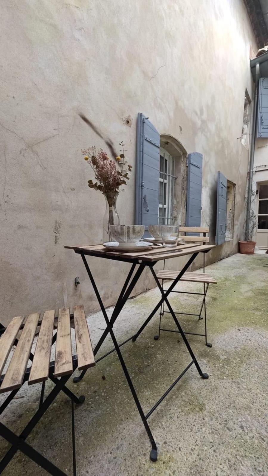 Appartement Duplex Centre Historique Arles Extérieur photo